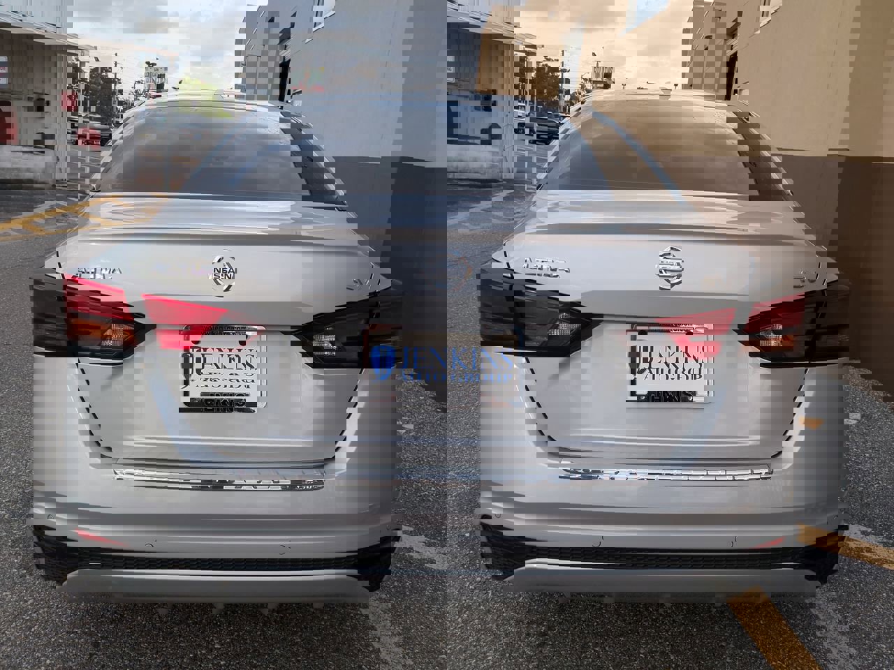 Used 2022 Nissan Altima 2.5 SV image 5