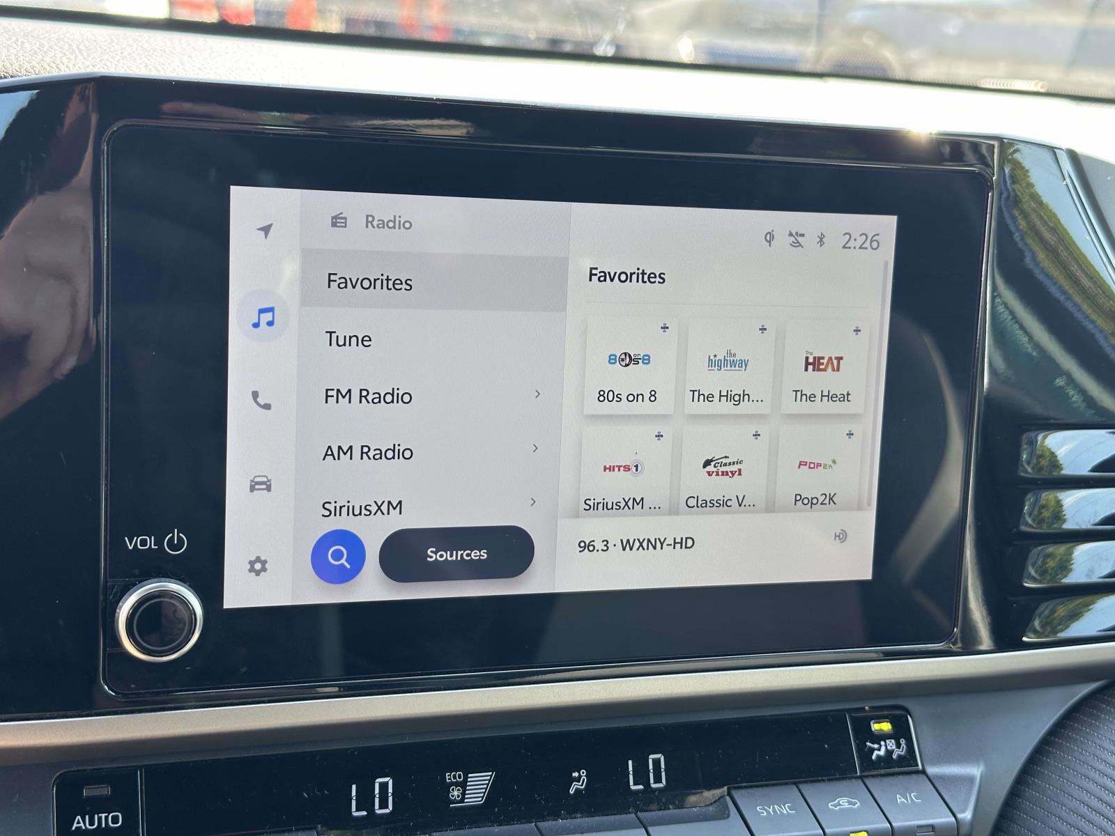 Used 2025 Toyota Camry SE image 33