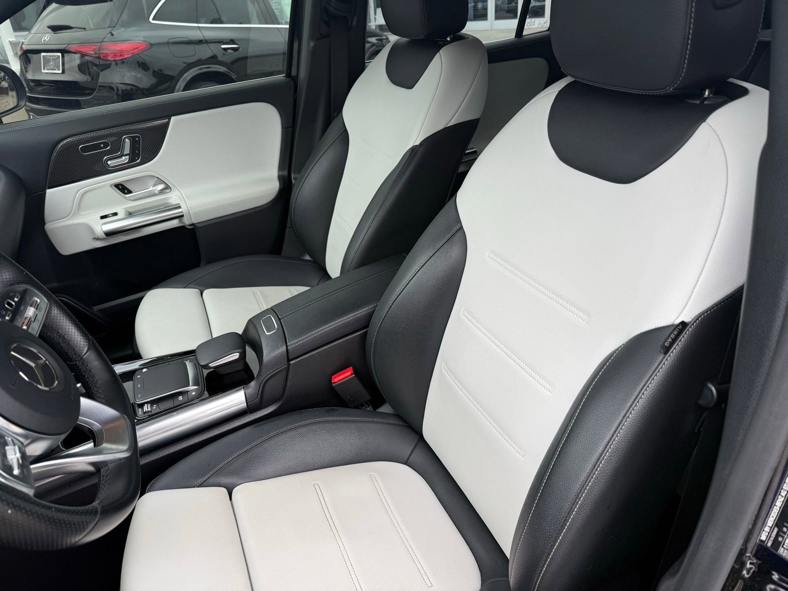 Used 2021 Mercedes-Benz GLA 250 image 2