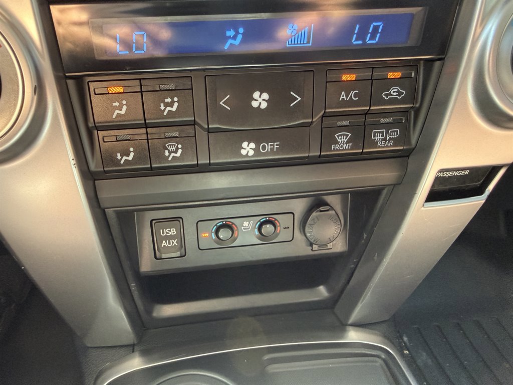 Used 2018 Toyota 4Runner Limited RWD image 18