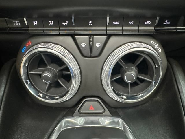 Used 2019 Chevrolet Camaro LT RWD image 23