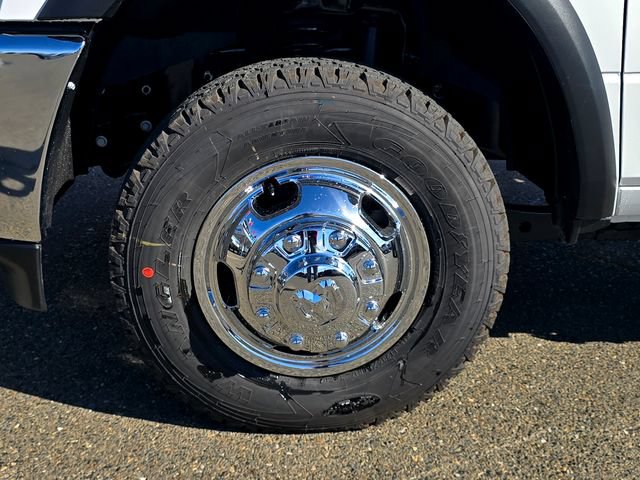 New 2026 RAM 3500 Tradesman RWD image 28