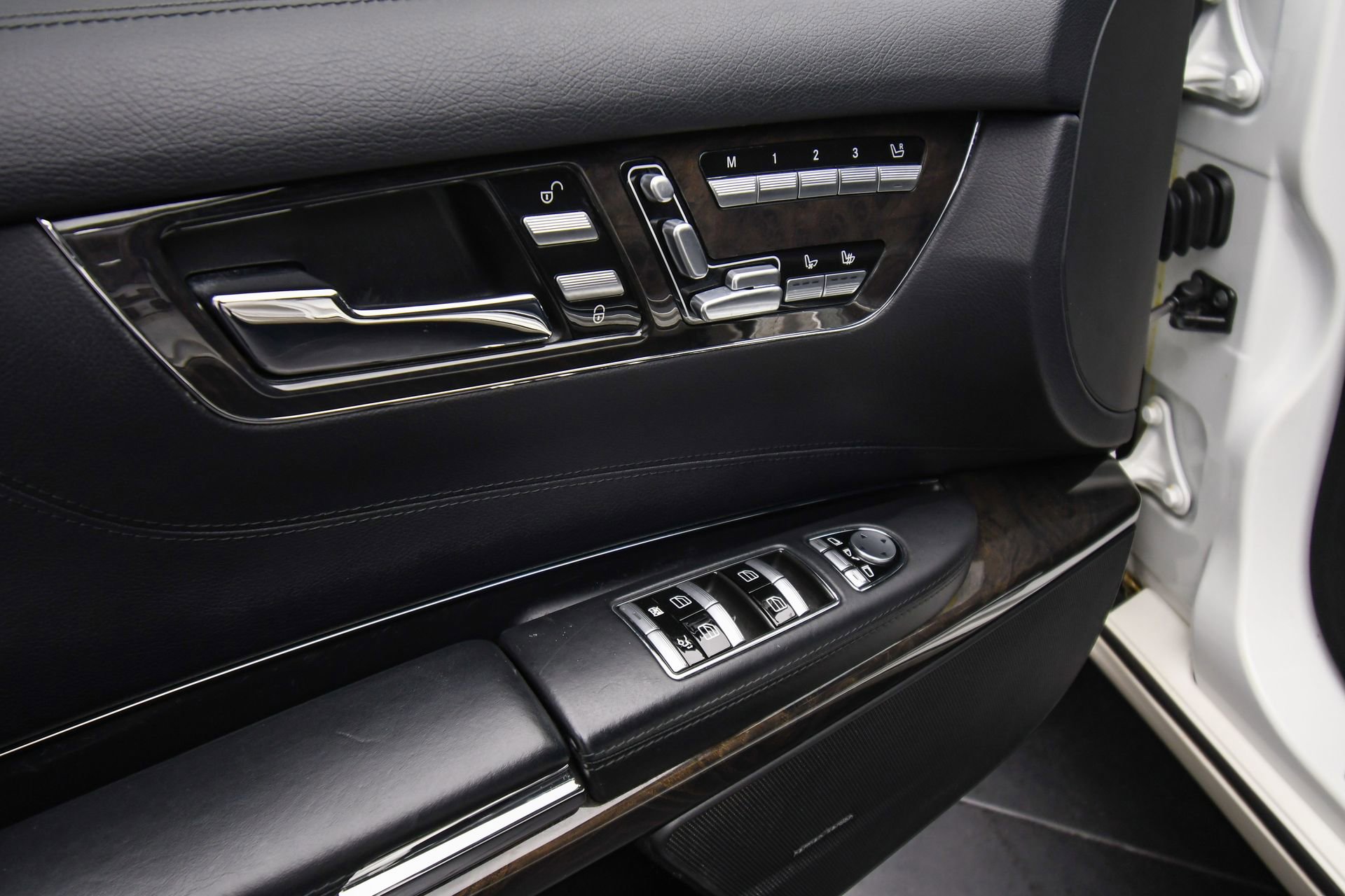 Used 2014 Mercedes-Benz CL 550 4MATIC image 46