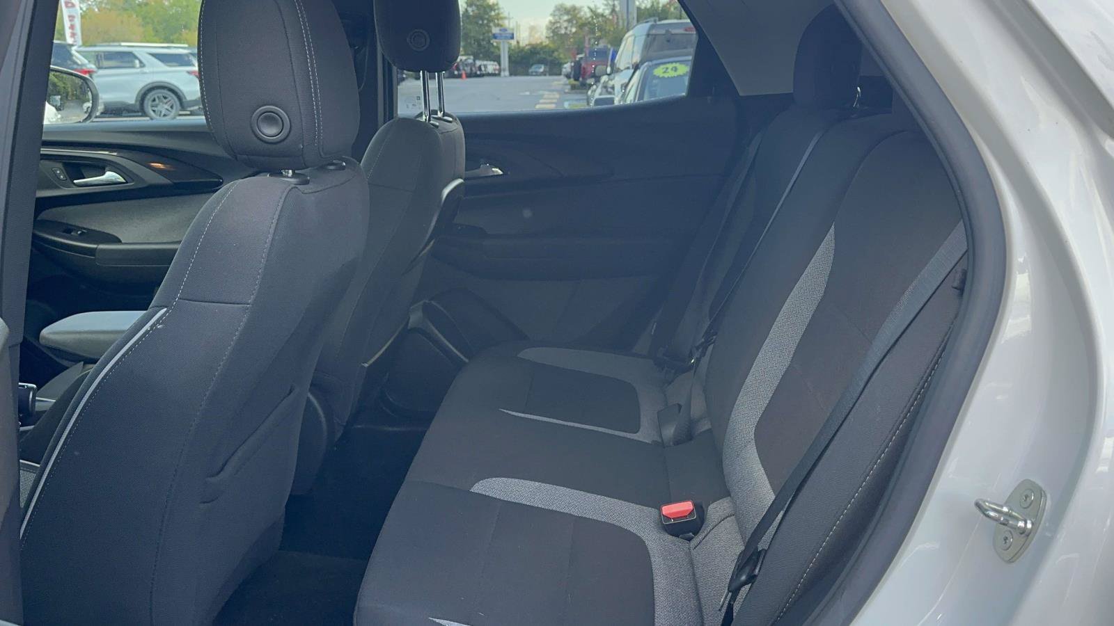 Used 2022 Chevrolet TrailBlazer LT AWD/4WD image 13