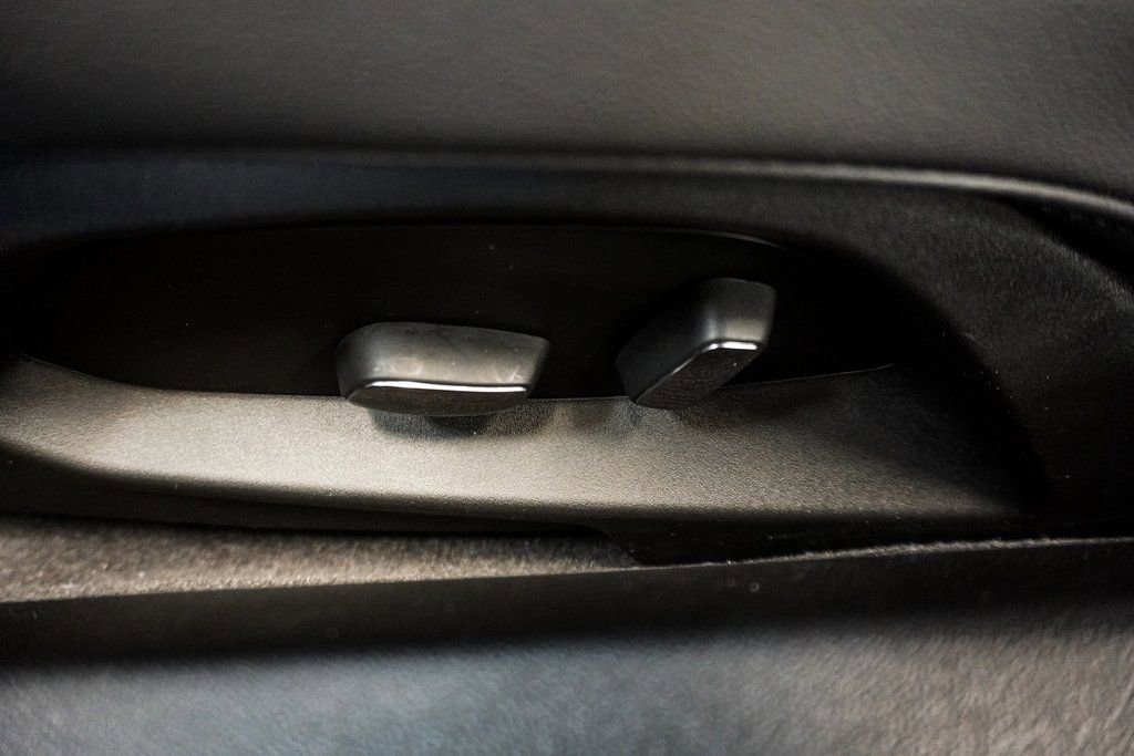 Used 2024 Chevrolet Corvette Z06 image 7