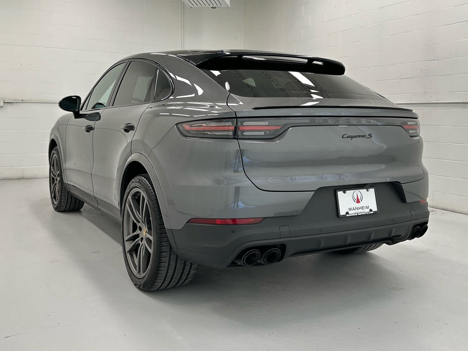 Used 2020 Porsche Cayenne S AWD/4WD image 8