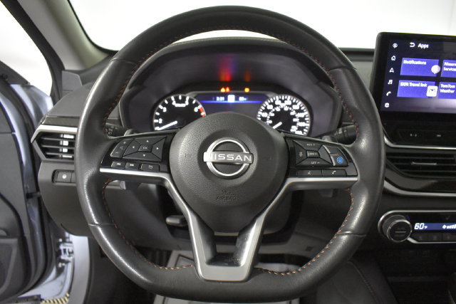 Certified 2024 Nissan Altima 2.0 SR FWD image 15