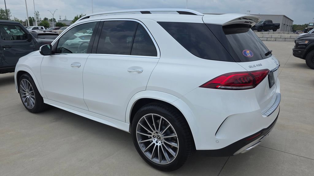 Used 2021 Mercedes-Benz GLE 450 4MATIC image 3