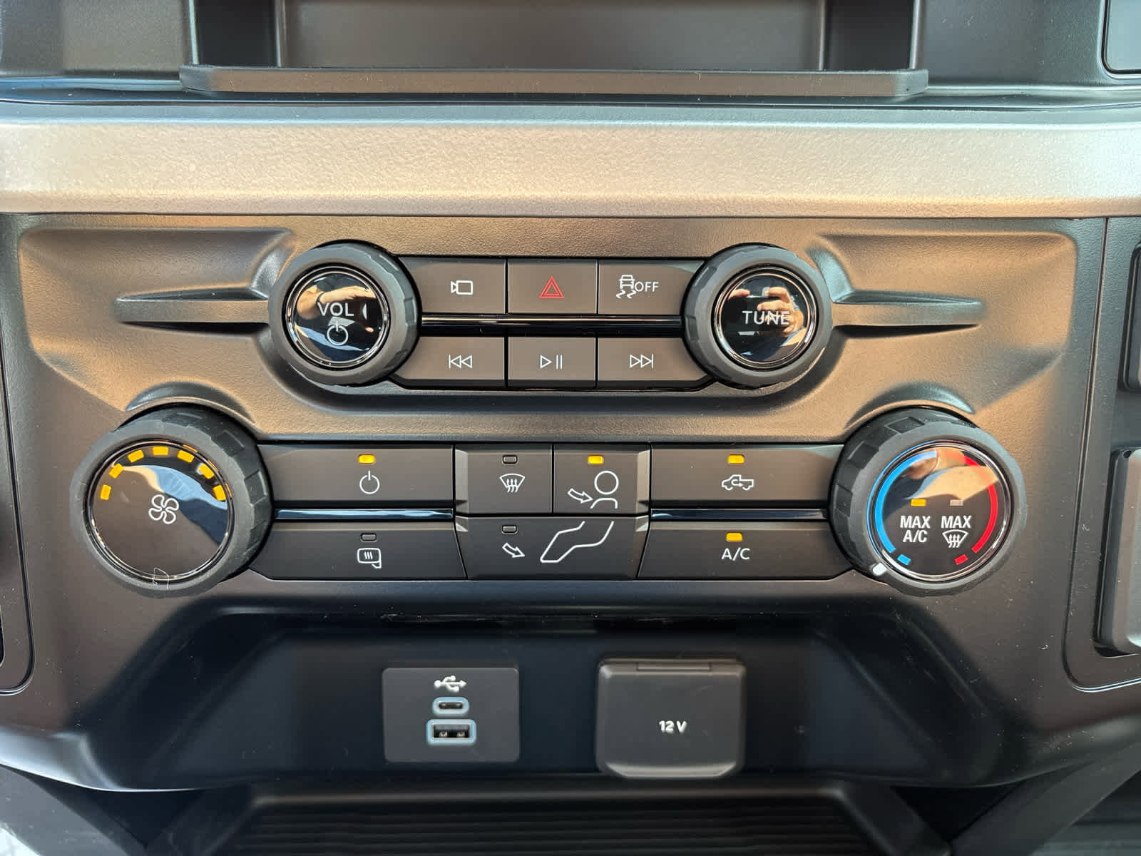 New 2025 Ford F350 XL w/ 360-Degree Camera Package image 11