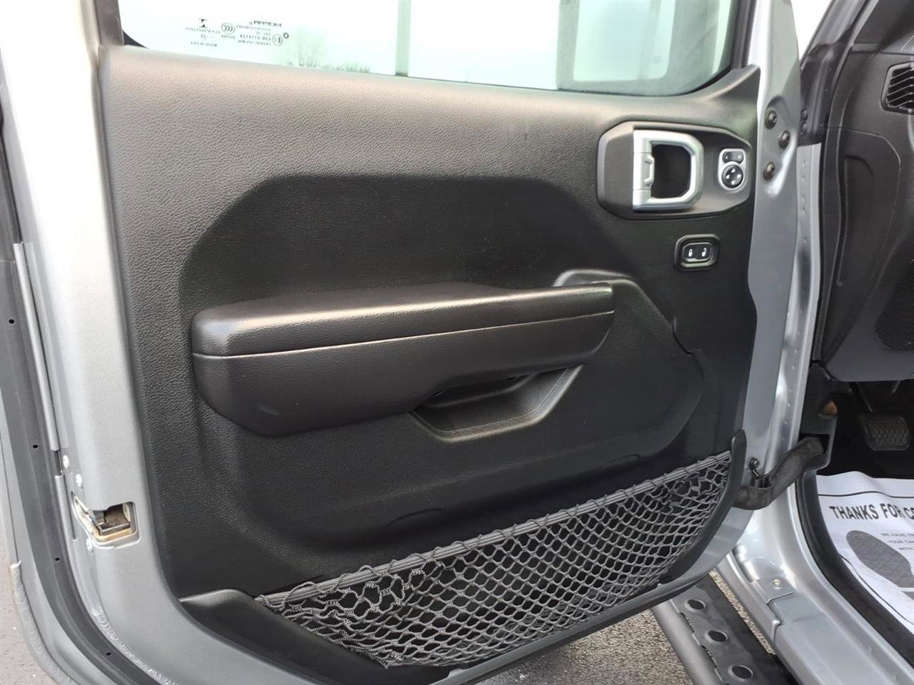 Used 2020 Jeep Wrangler Unlimited Rubicon AWD/4WD image 10