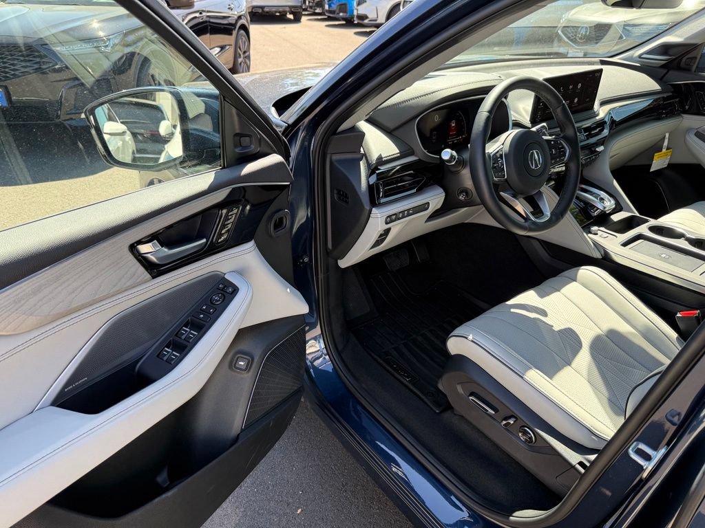 Certified 2026 Acura MDX w/ Advance Package AWD/4WD image 13