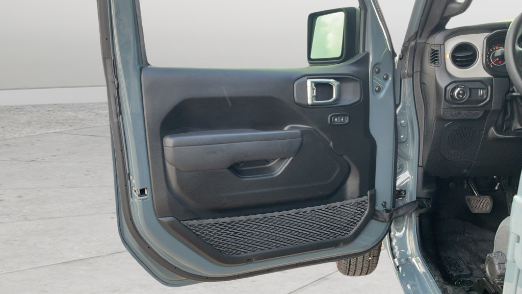New 2026 Jeep Gladiator Sport AWD/4WD image 18