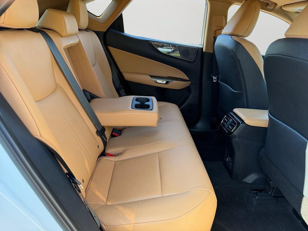Certified 2026 Lexus NX 350 AWD w/ Accessory Package (2T) image 9