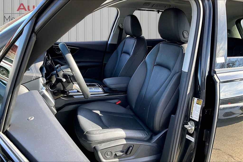 Used 2023 Audi Q7 3.0T Premium Plus w/ Premium Plus Package image 21