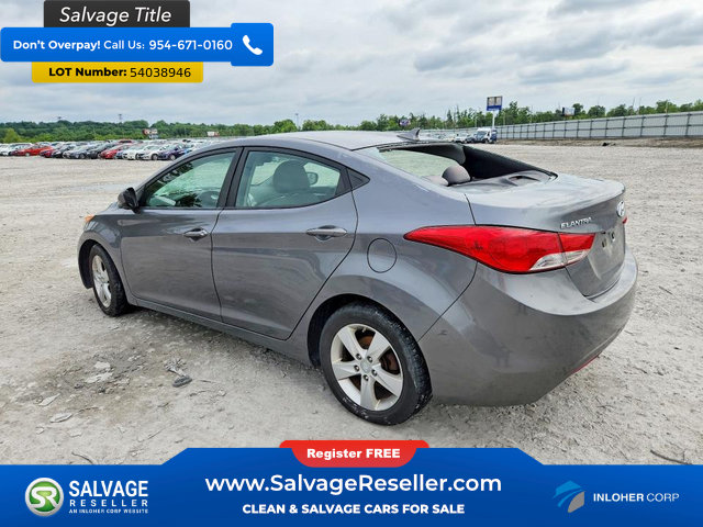Used 2013 Hyundai Elantra GLS FWD image 3