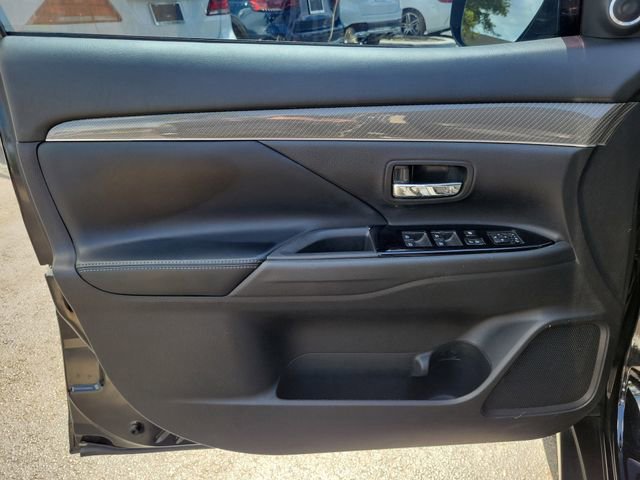 Used 2020 Mitsubishi Outlander GT AWD/4WD image 17