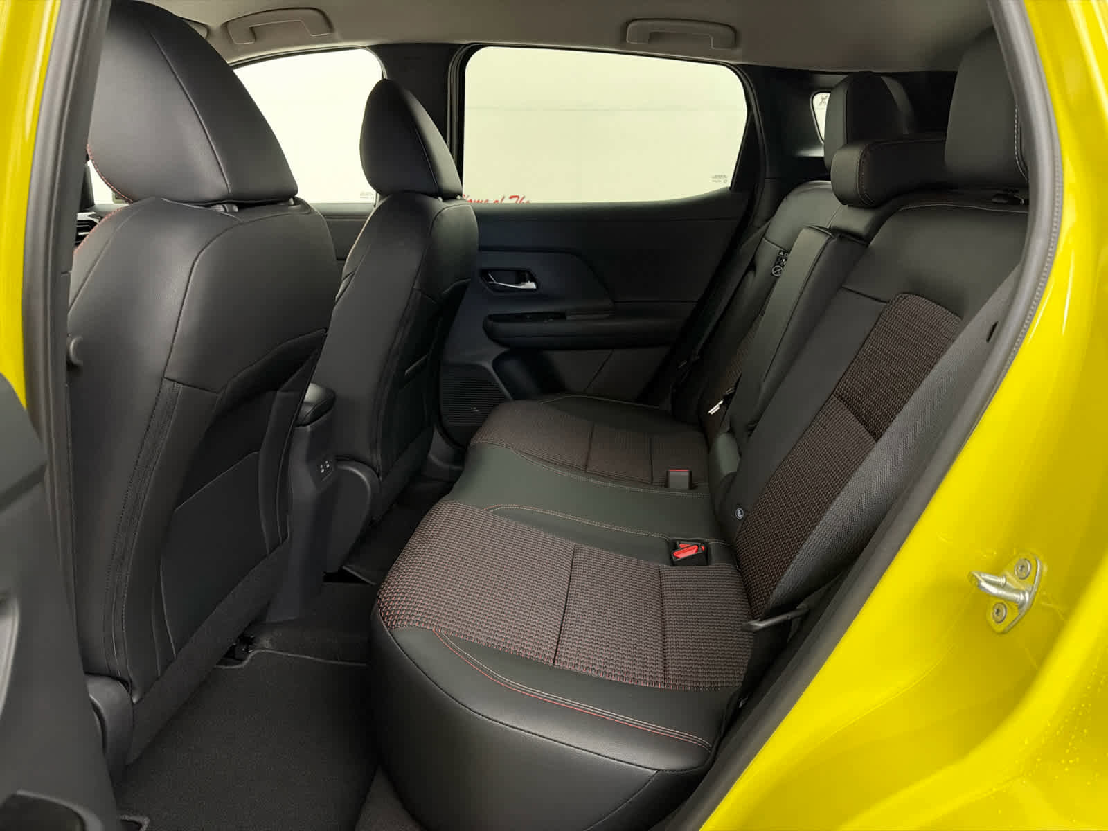 New 2026 Nissan Kicks SR w/ Interior Electronics Package FWD image 16