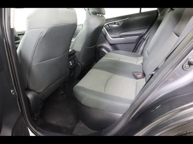 Used 2021 Toyota RAV4 XLE w/ Convenience Package AWD/4WD image 16