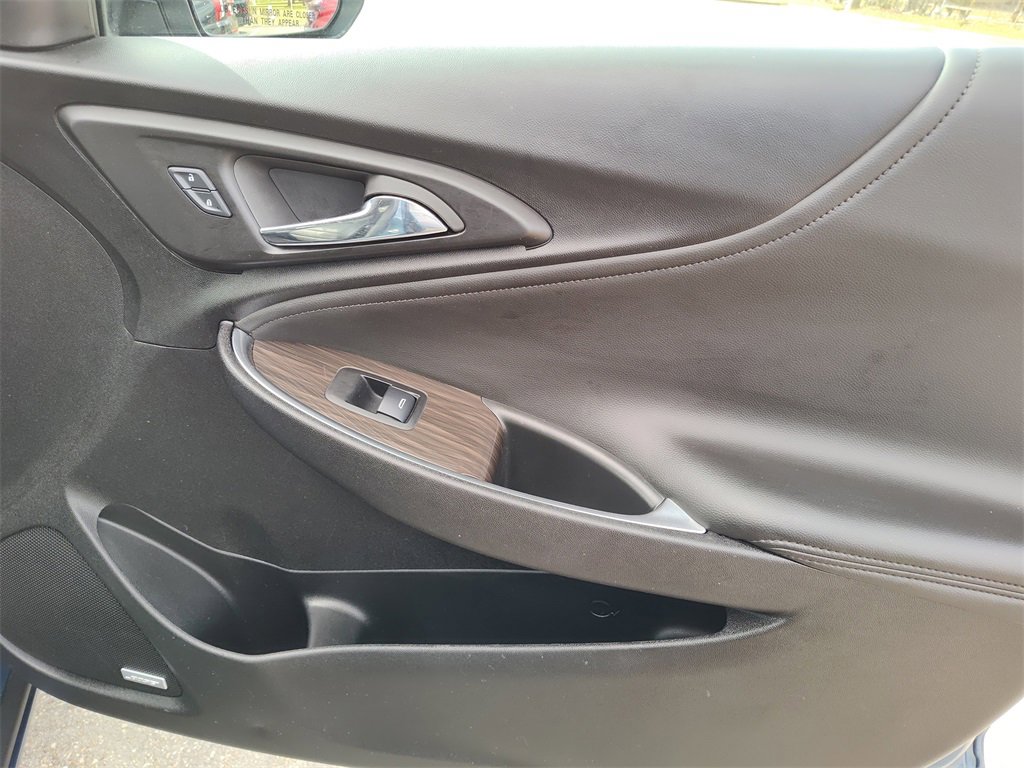 Used 2024 Chevrolet Malibu LT image 33