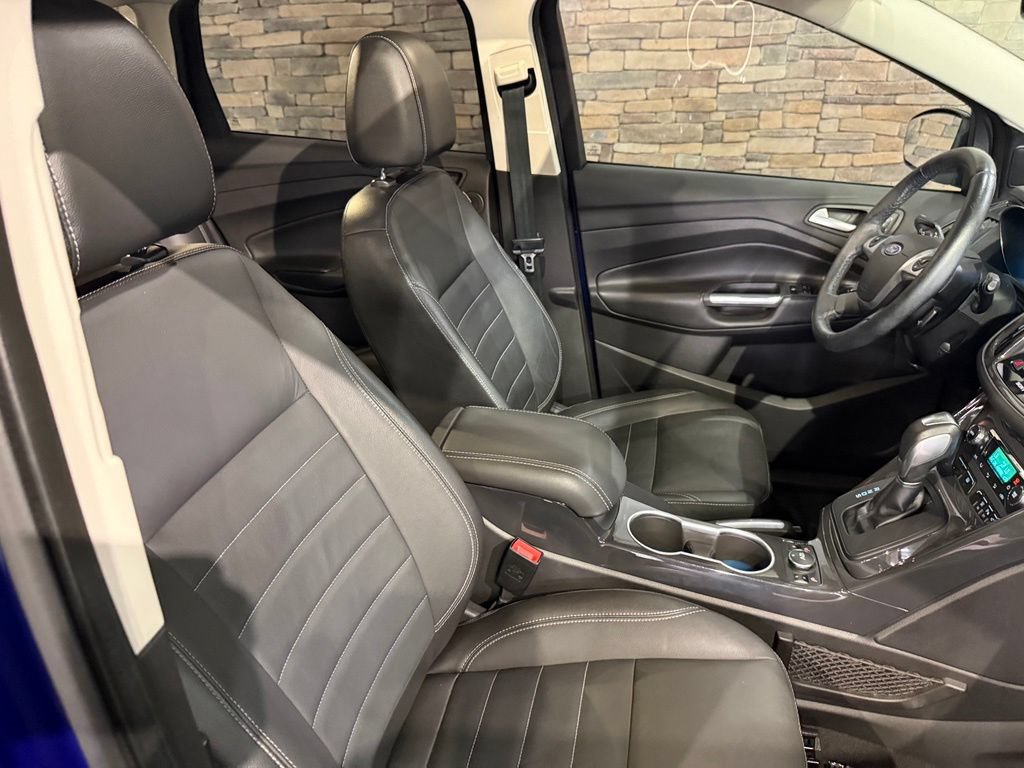 Used 2014 Ford Escape Titanium w/ Equipment Group 401A AWD/4WD image 25