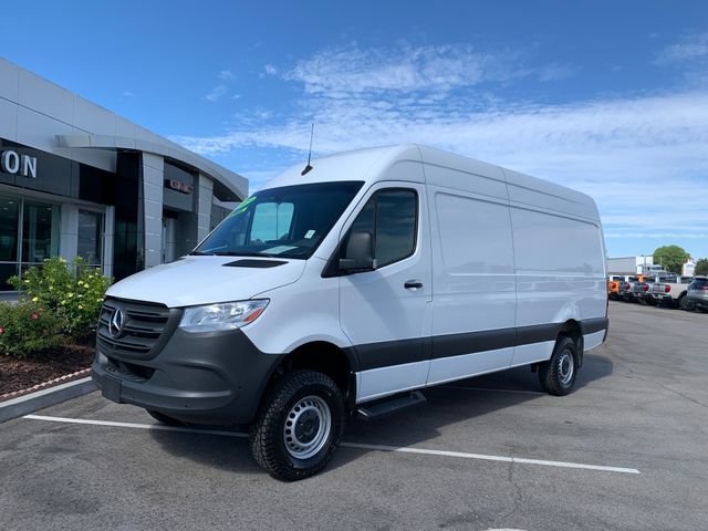 Used 2023 Mercedes-Benz Sprinter 2500 image 2