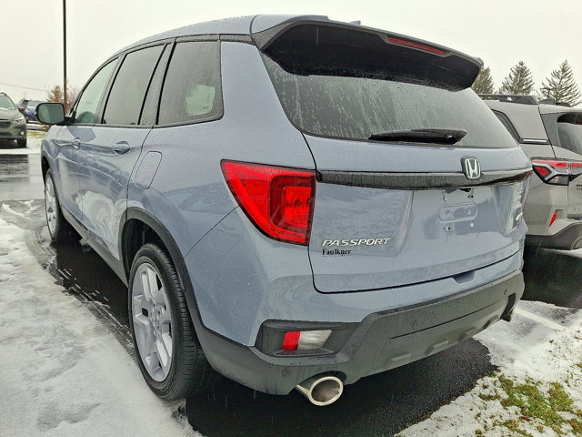Used 2025 Honda Passport EX-L image 4