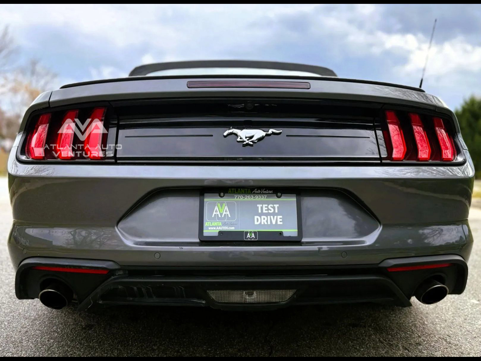 Used 2023 Ford Mustang Premium image 15