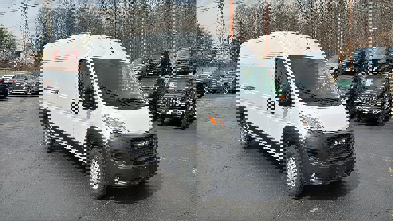 Used 2025 RAM ProMaster 2500 w/ Convenience Group image 3