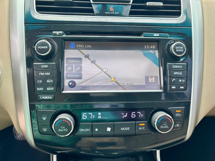 Used 2015 Nissan Altima FWD image 22