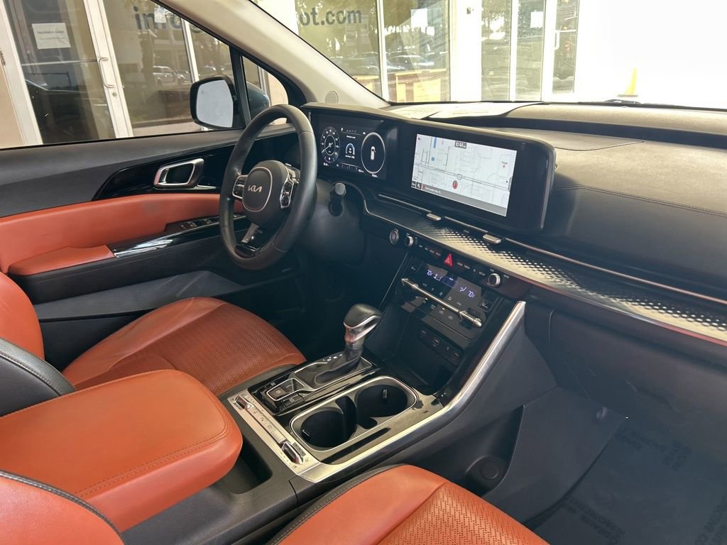 Used 2022 Kia Carnival SX Prestige image 20