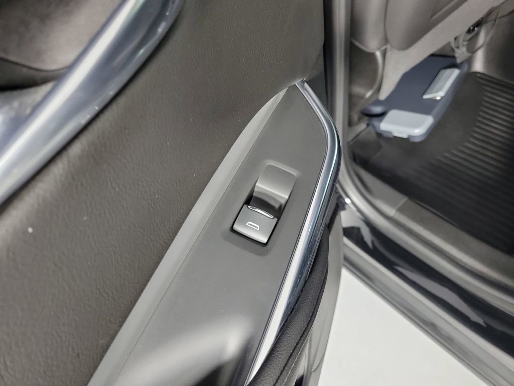 Used 2021 Cadillac XT4 Premium Luxury FWD image 13