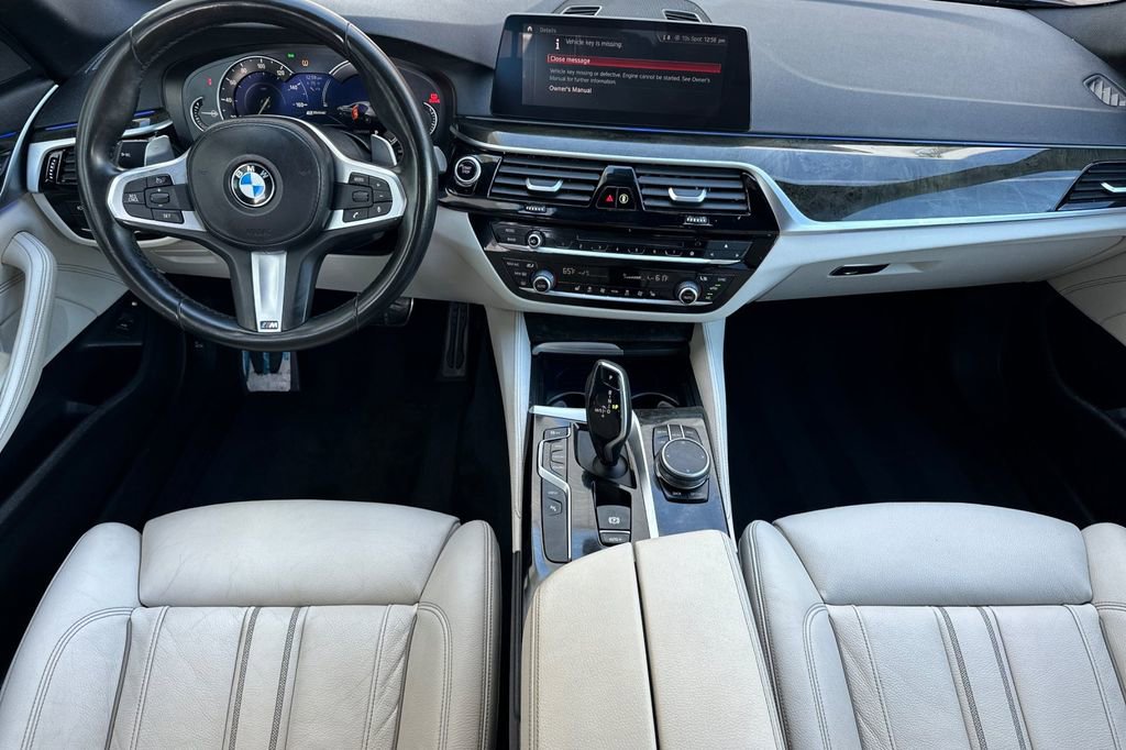 Used 2019 BMW 530e w/ M Sport Package image 14