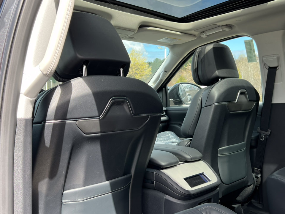 New 2026 Lincoln Navigator Reserve AWD/4WD image 33