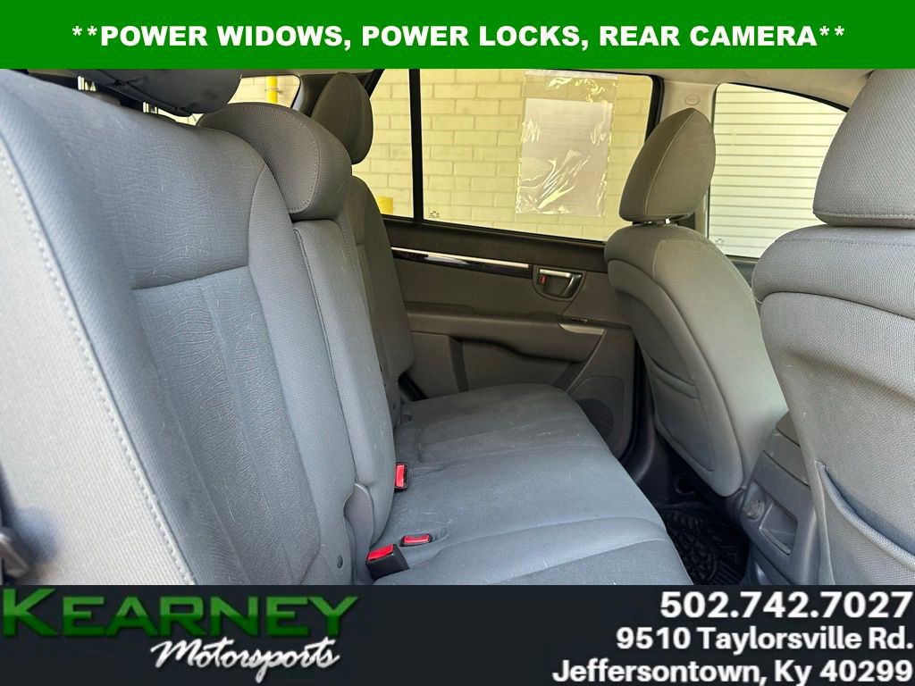 Used 2012 Hyundai Santa Fe GLS image 11