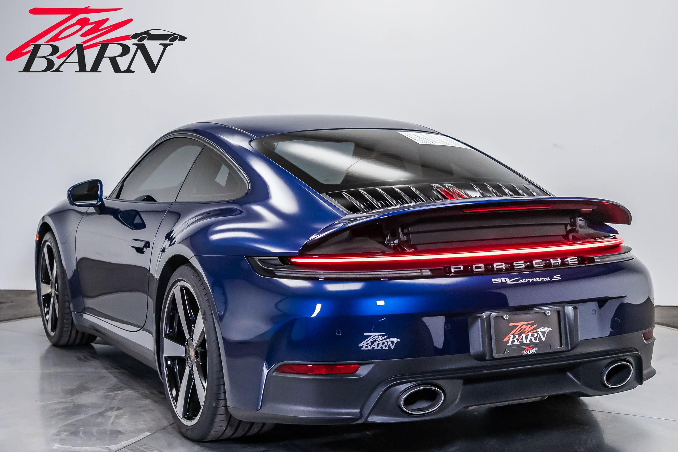Used 2025 Porsche 911 Carrera S RWD image 12