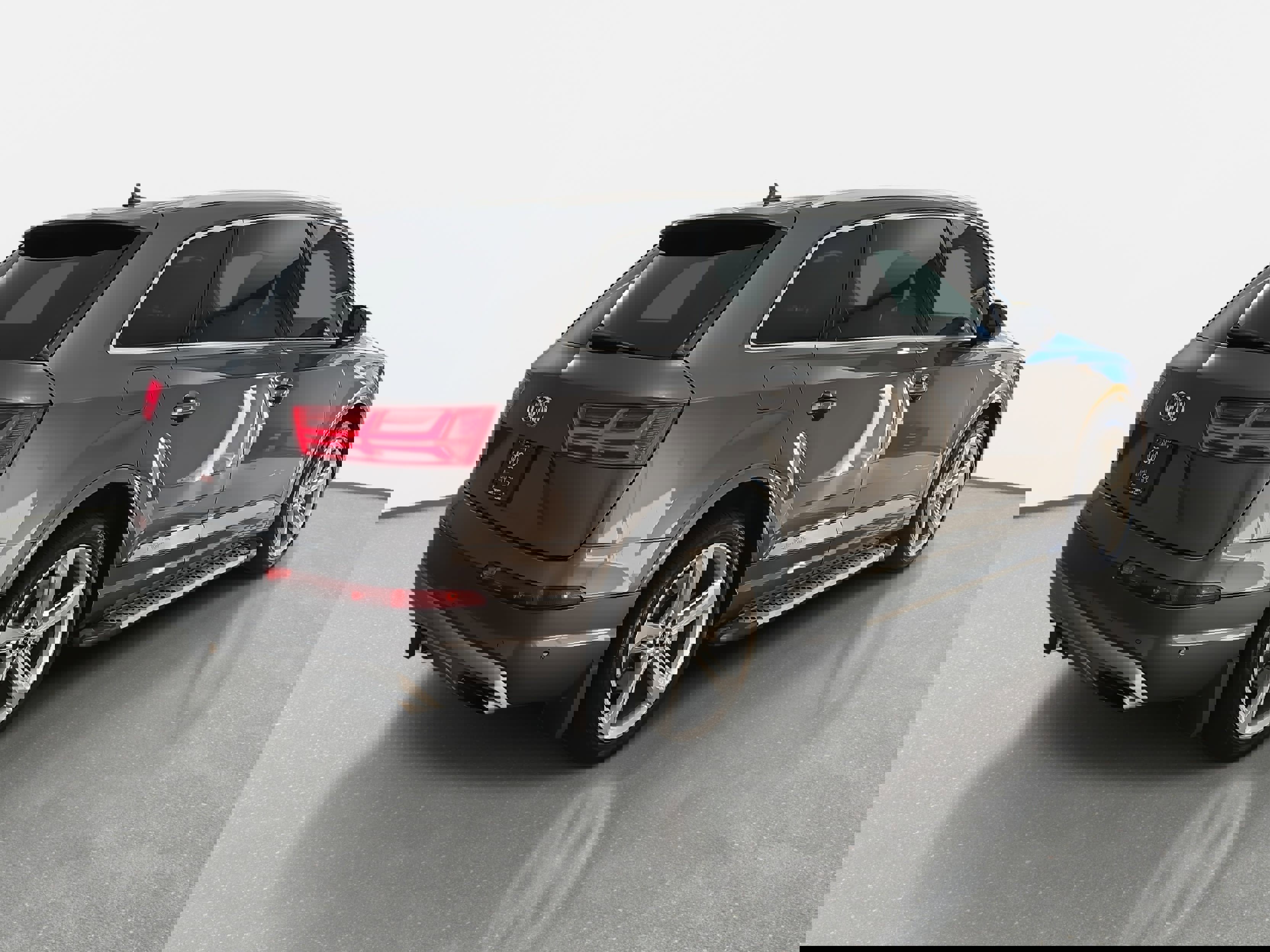 Used 2019 Audi Q7 3.0T Prestige image 5