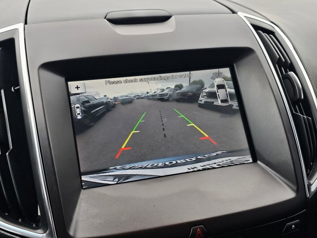 Certified 2019 Ford Edge Titanium w/ Equipment Group 301A AWD/4WD image 25