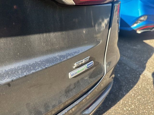 Used 2020 Ford Fusion SE AWD/4WD image 11