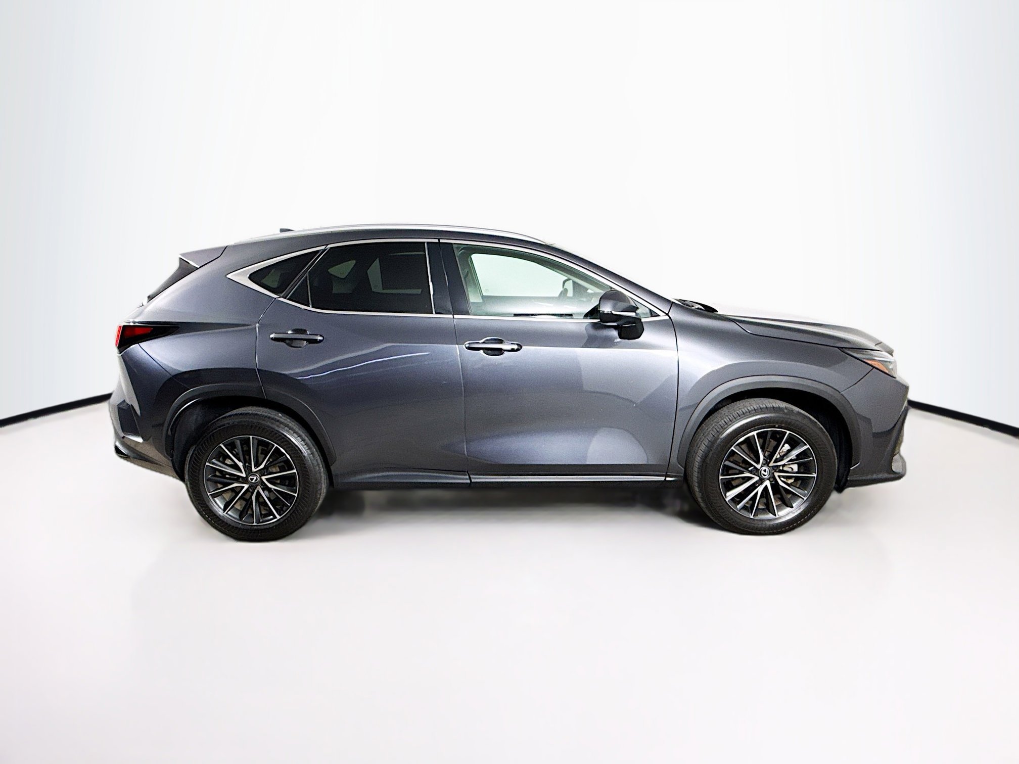 Used 2024 Lexus NX 250 FWD w/ Cold Area Package image 2