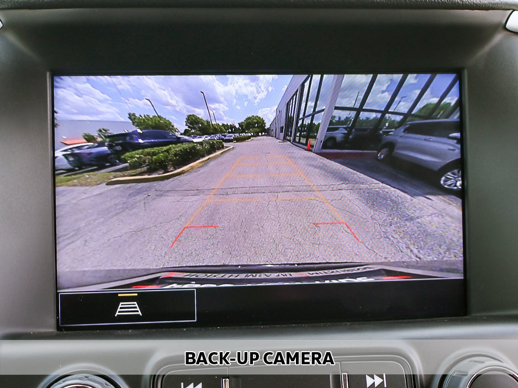 Used 2024 GMC Terrain SLT FWD image 11