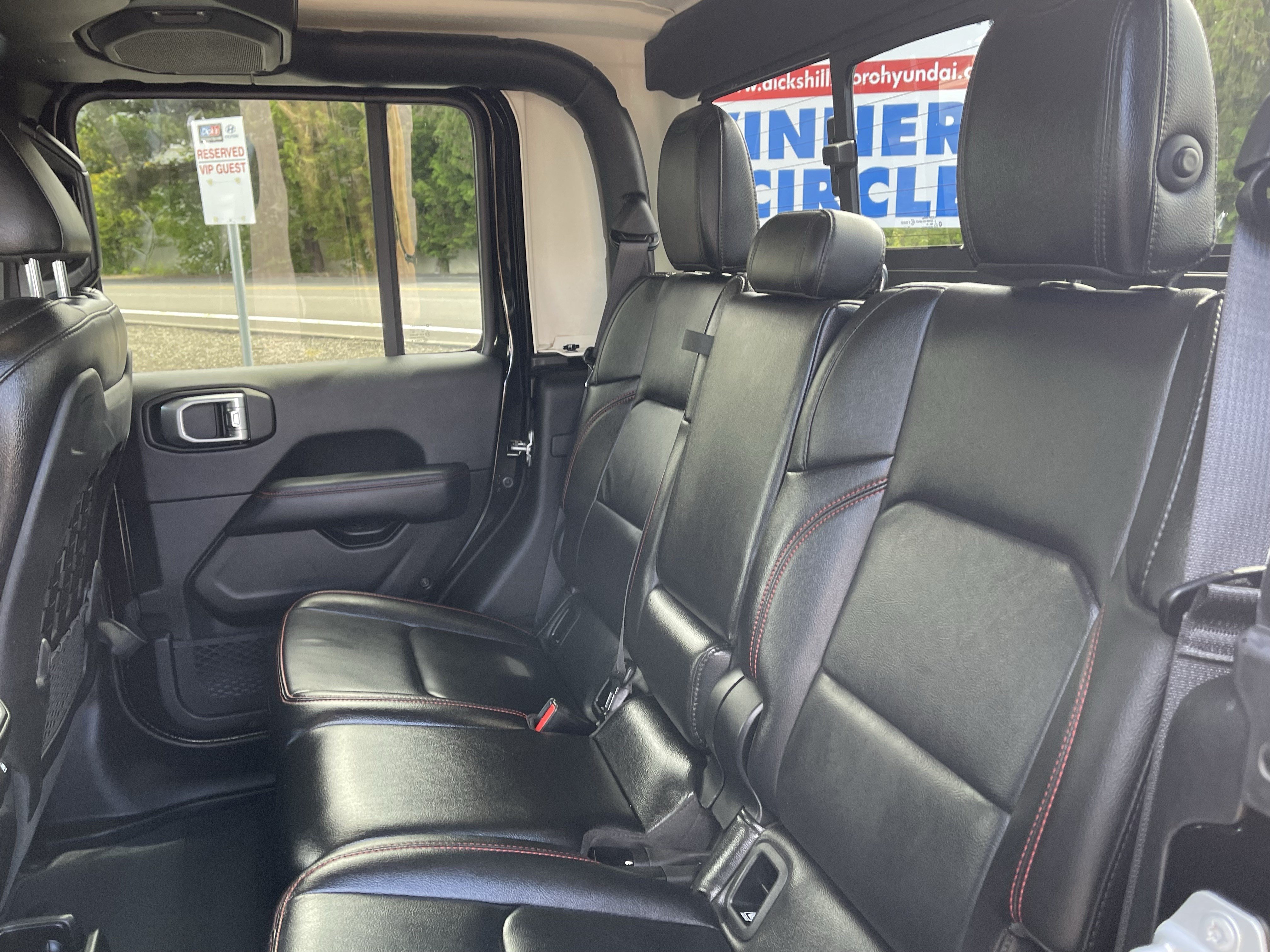 Used 2020 Jeep Gladiator Rubicon AWD/4WD image 15