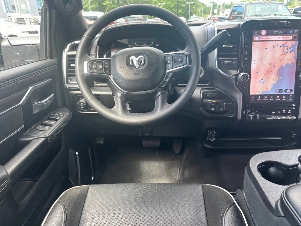 Used 2026 RAM 2500 Laramie AWD/4WD image 19