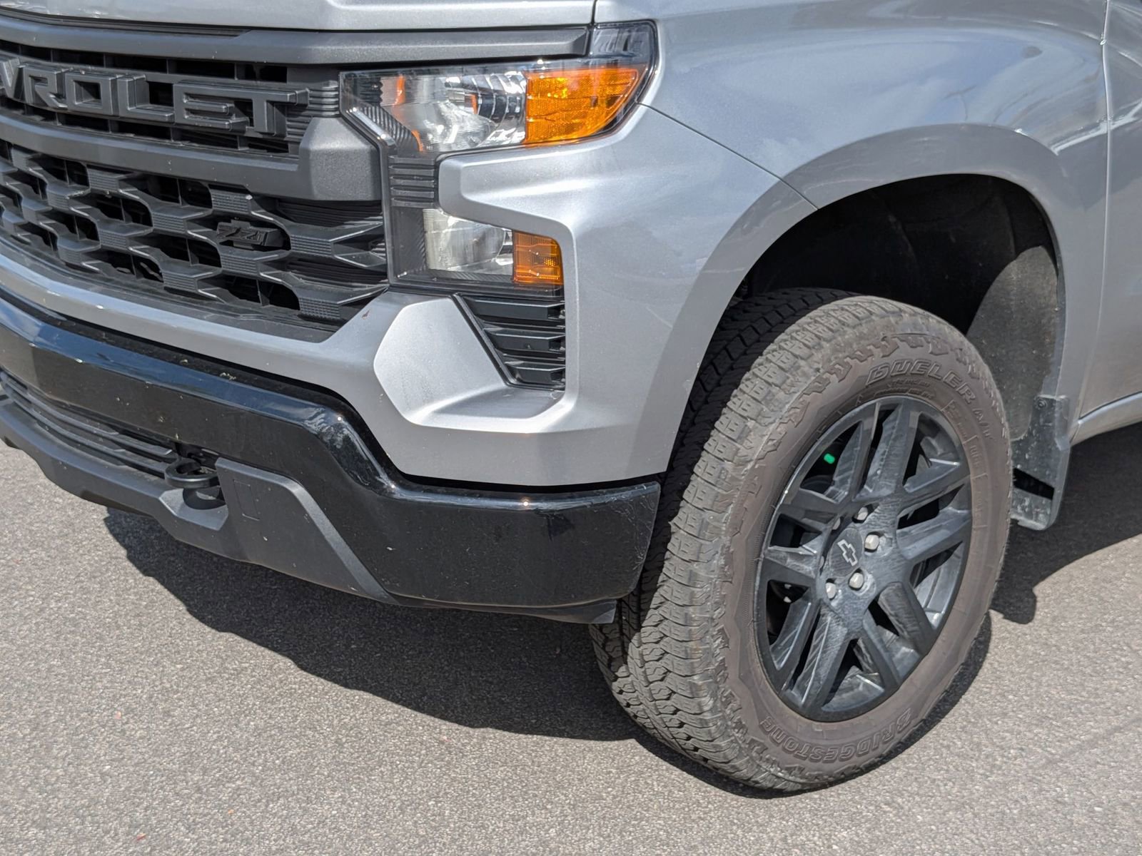 Used 2026 Chevrolet Silverado 1500 Custom Trail Boss w/ Dark Appearance Package AWD/4WD image 9