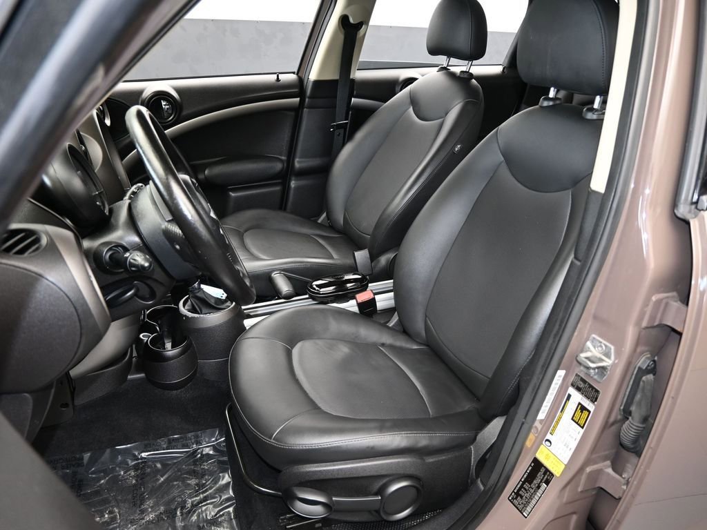 Used 2012 MINI Cooper Countryman image 26