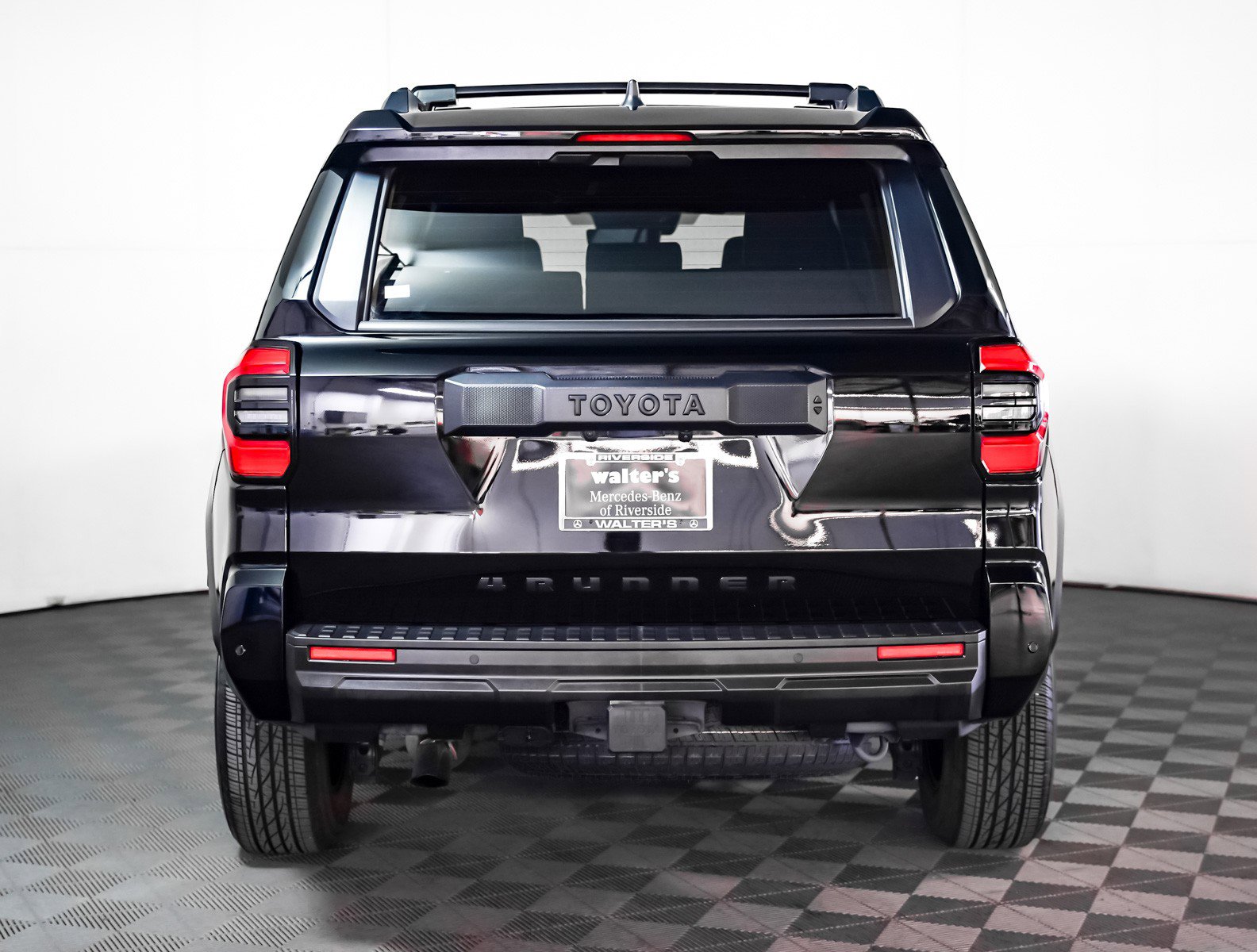 Used 2025 Toyota 4Runner TRD Off-Road Premium w/ Tow Technology Package image 13