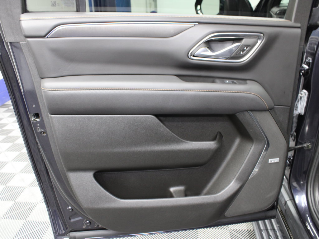 Used 2024 GMC Yukon XL AT4 w/ AT4 Premium Plus Package AWD/4WD image 76