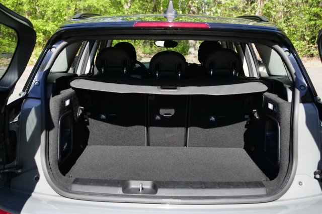 Used 2017 MINI Cooper Clubman S image 28