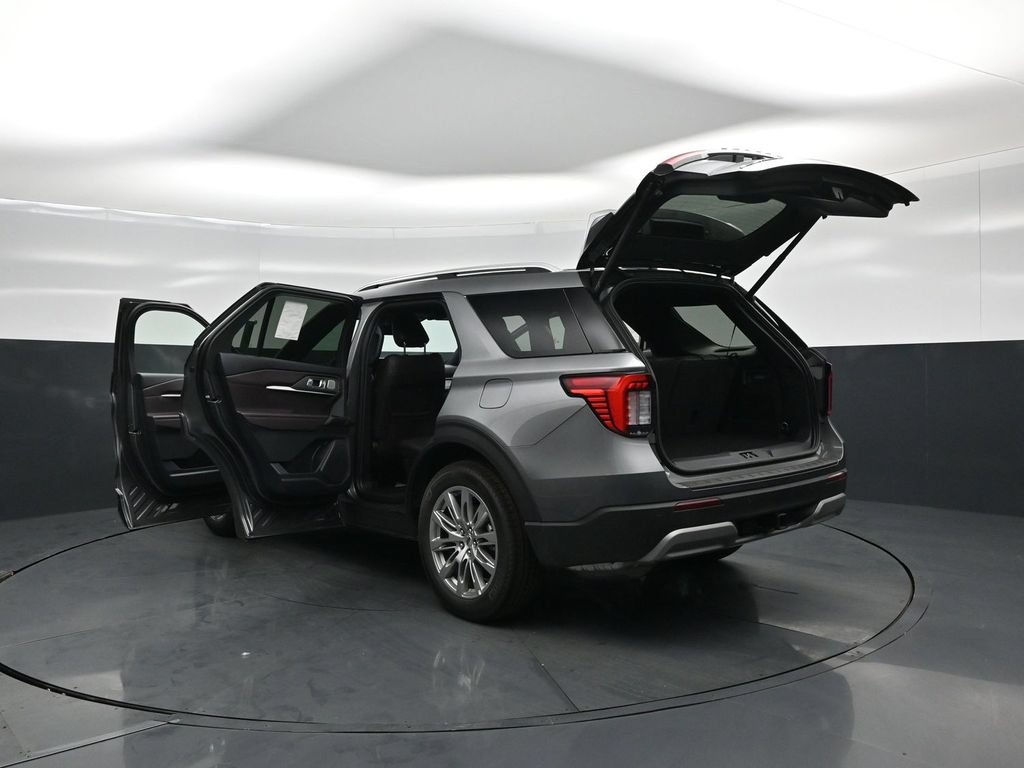 New 2026 Ford Explorer Platinum RWD image 34