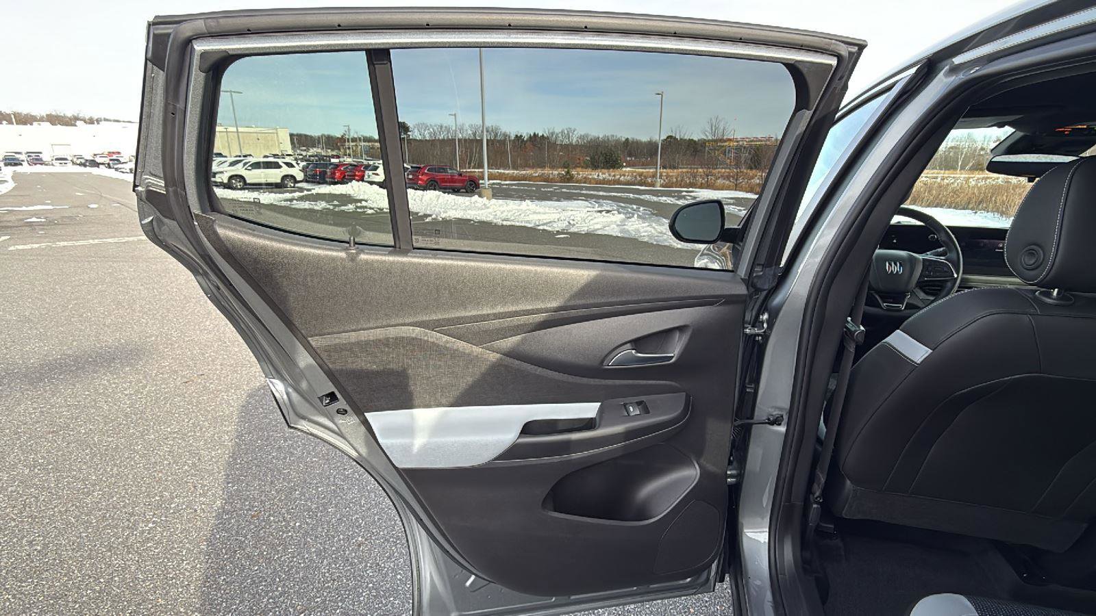 Used 2024 Buick Envista Preferred w/ Convenience I Package image 21