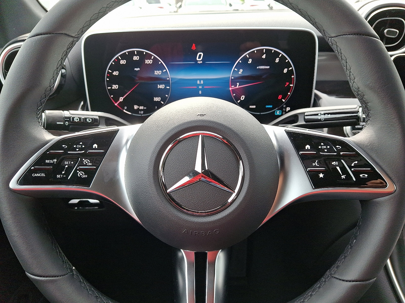 Certified 2025 Mercedes-Benz GLC 300 4MATIC image 17